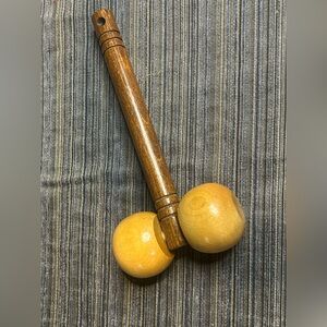 Vintage Maple 2 ball wood back massager